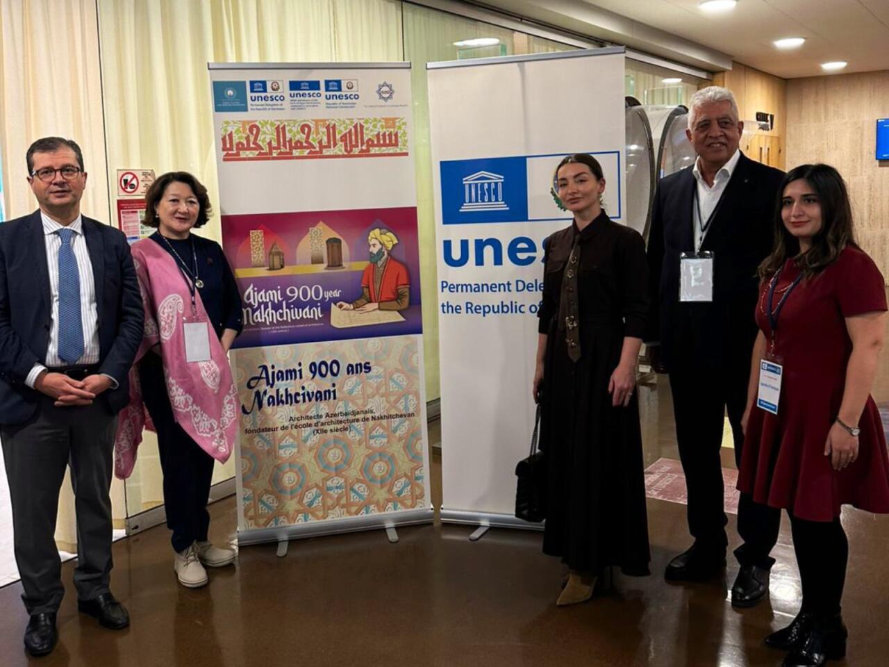 UNESCOnun mənzil qərargahında Memar Əcəminin anadan olmasının 900 illiyi m&uuml;nasibətilə sərgi a&ccedil;ılıb  FOTO