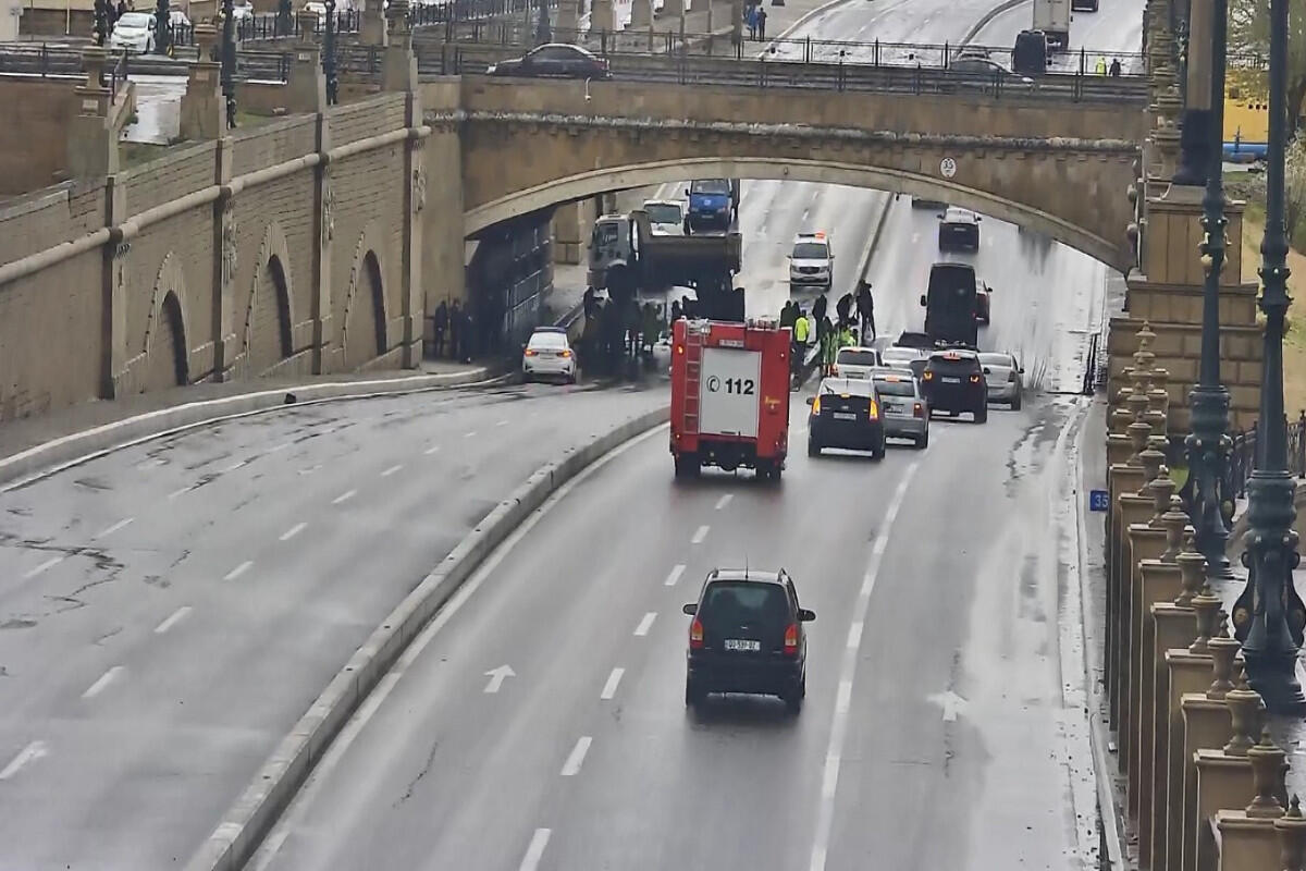 "Bağırov" körpüsündə yol açıldı 
