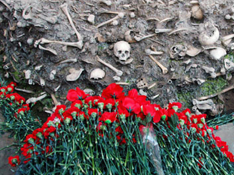 31 Mart soyqırımından 107 il ötür