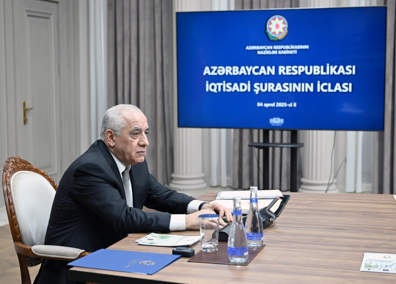 Əli Əsədov nazirliklərə tapşırıqlar verdi  FOTO