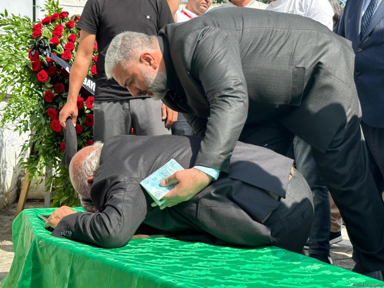 "Ziyəddin Səfərovun qabırğalarından birini tapa bilmirdik”  Ədalət Həsənov