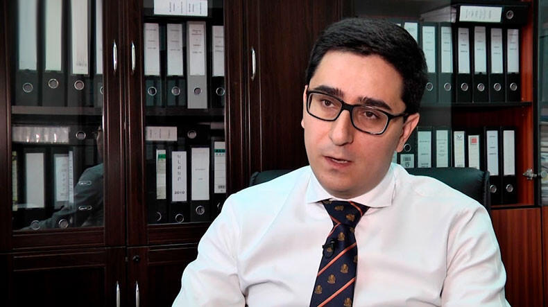 Ermənistanda vəzifəli şəxs istefa verdi