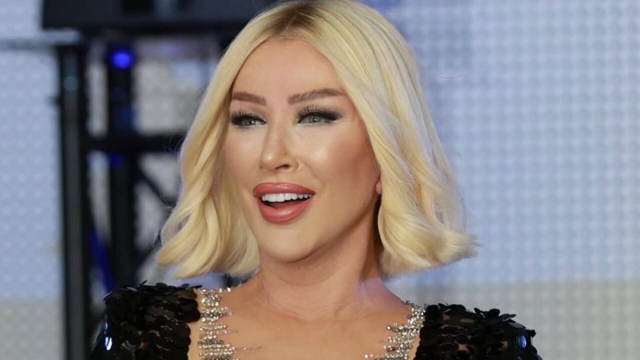 Seda Sayanı aldadıb 35 minini aldılar