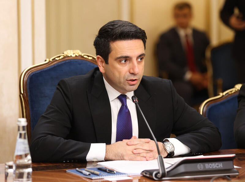 Alen Simonyan Ağdamda doğulması ilə bağlı iddialara reaksiya verdi