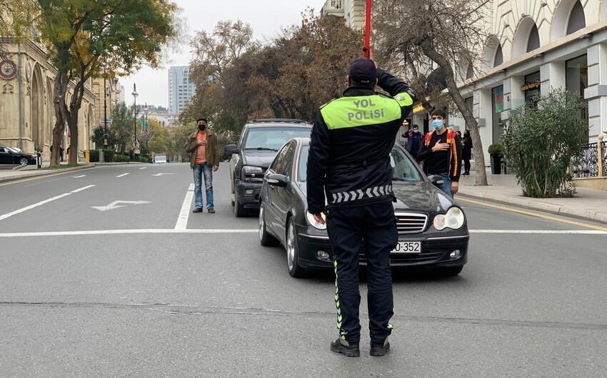 Şəhidlərimizin xatirəsi bütün ölkə ərazisində bir dəqiqəlik sükutla yad edilib