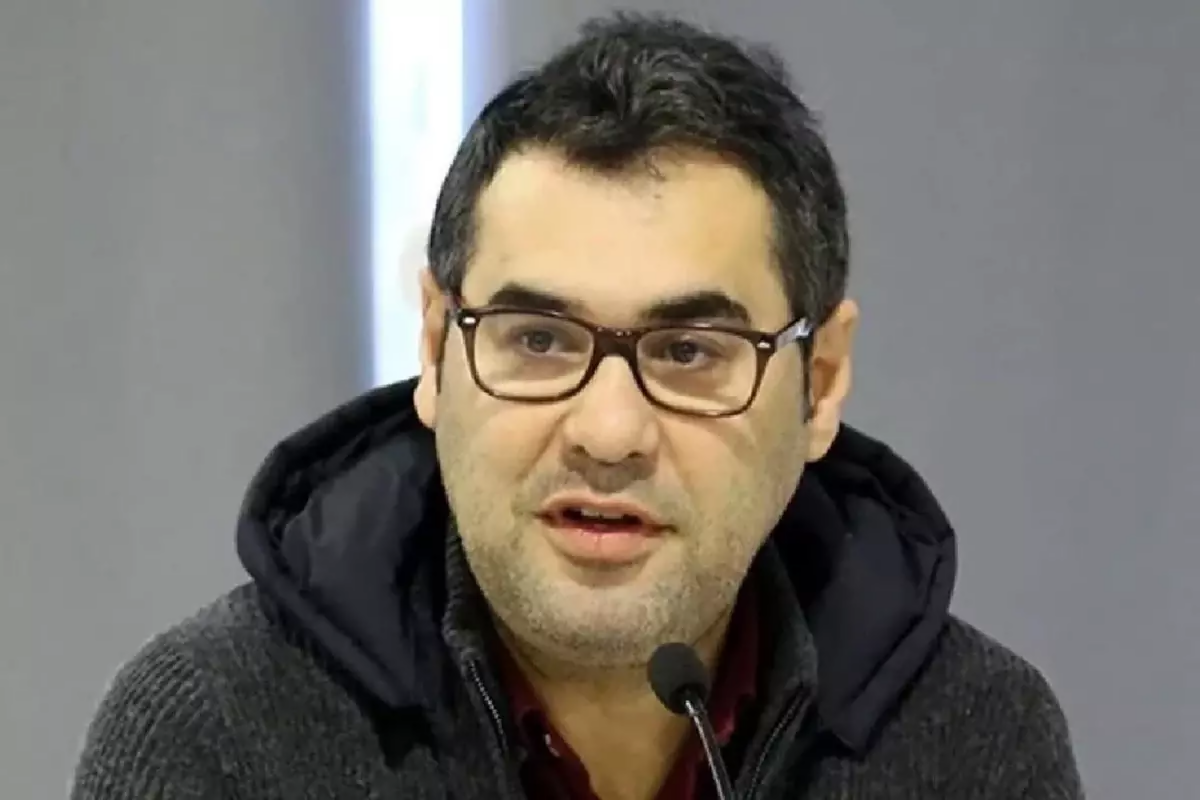 Türkiyəli tanınmış jurnalist saxlanıldı  FOTO