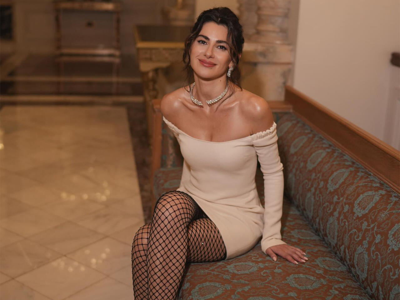Sevgilisindən ayrılan kimi tətilə çıxdı  FOTO