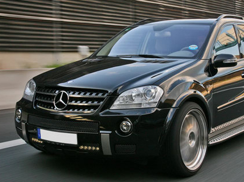 Bakıda parkinqdə maşınlar yanır 