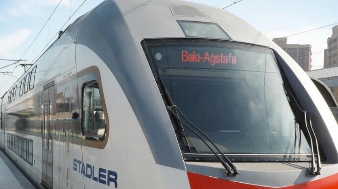 Qatarın qarşısına qəfil insan çıxması faciəyə səbəb oldu