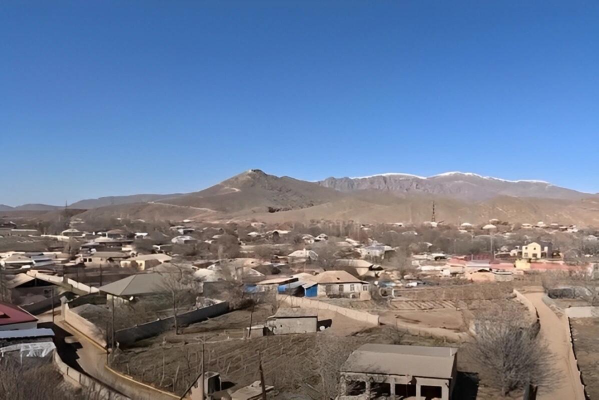 Erməni atəşi altındakı kənd: Heç bir təxribat onları çəkindirmir 