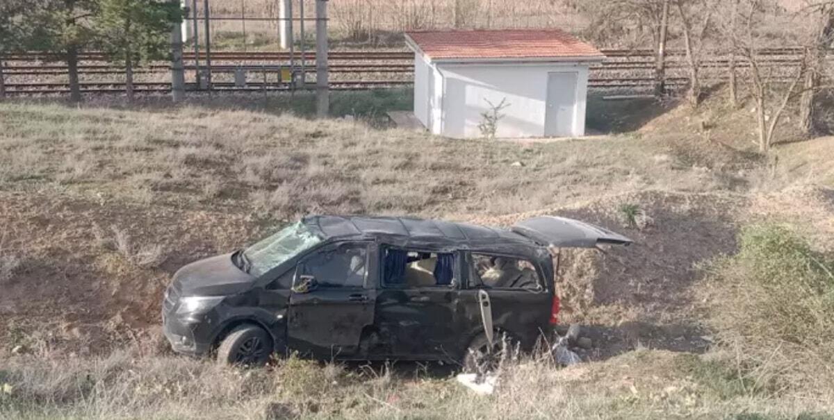 Serial heyyətinin avtobusu aşdı  aktyorun qabırğaları sındı, vəziyyəti ağırdır 