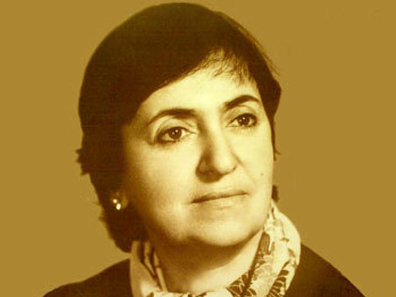 Görkəmli oftalmoloq alim Zərifə Əliyevanın anadan olmasından 102 il ötür
