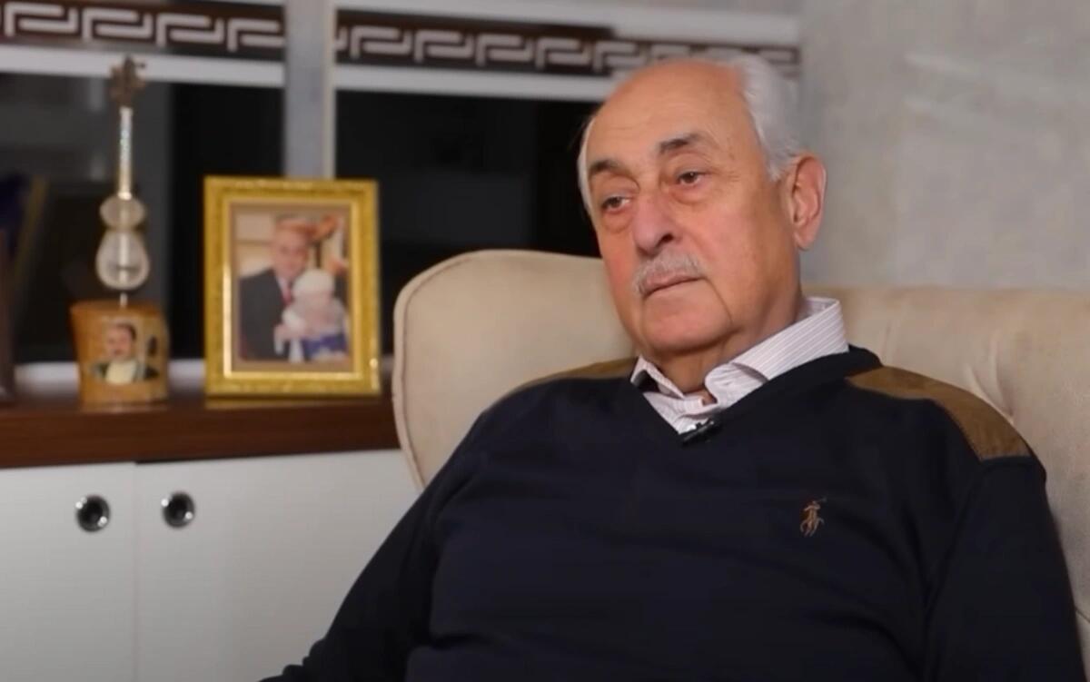 Tarzən Zamiq Əliyev: "Özünə hörmət edən sənət adamı efirdə hər gün görünməz"