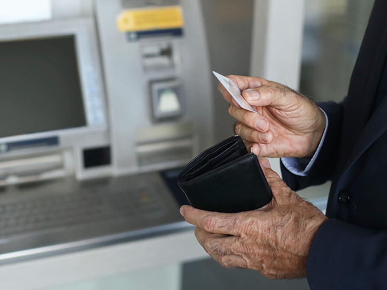 Vəfat edən şəxsin pensiyasını almaq üçün