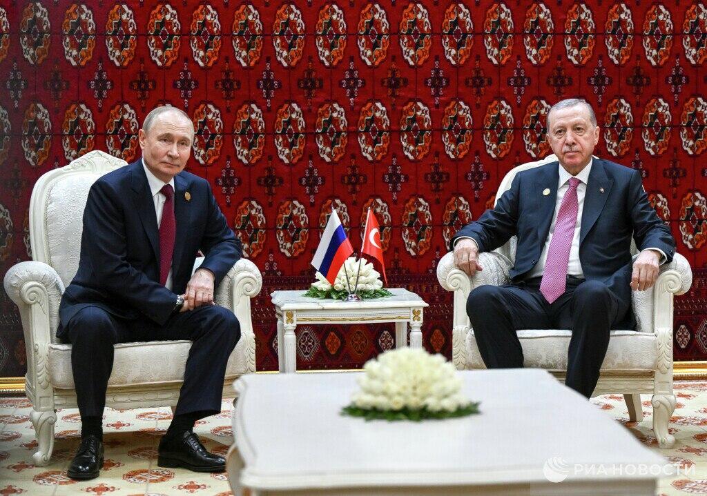 Ərdoğan Putinlə görüşdü