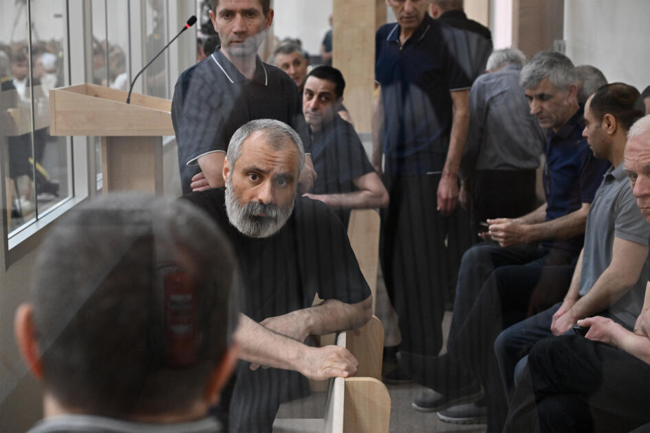 Azərbaycanın cəbhə xəttindən uzaq şəhərlərinin bombalanması əmrinin Ermənistanın siyasihərbi rəhbərliyi tərəfindən verilməsi məhkəmədə bir daha təsdiqlənib 