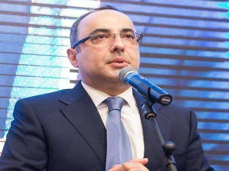 "İdeal" mağazalar şəbəkəsinin keçmiş rəhbəri həbsdə qaldı