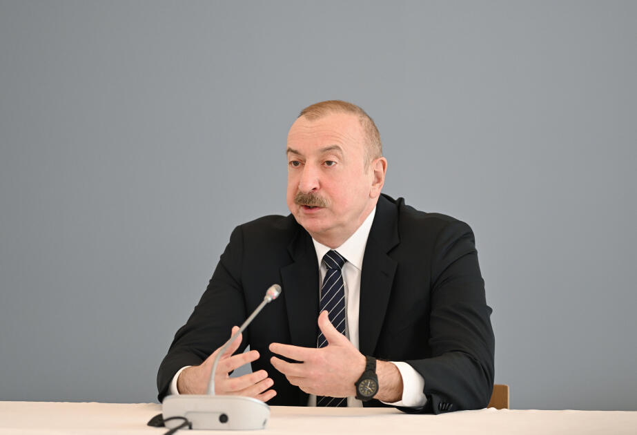 Prezident forumda ölkəmizin İrandakı səfirliyinə qarşı törədilmiş terror aktına toxunub