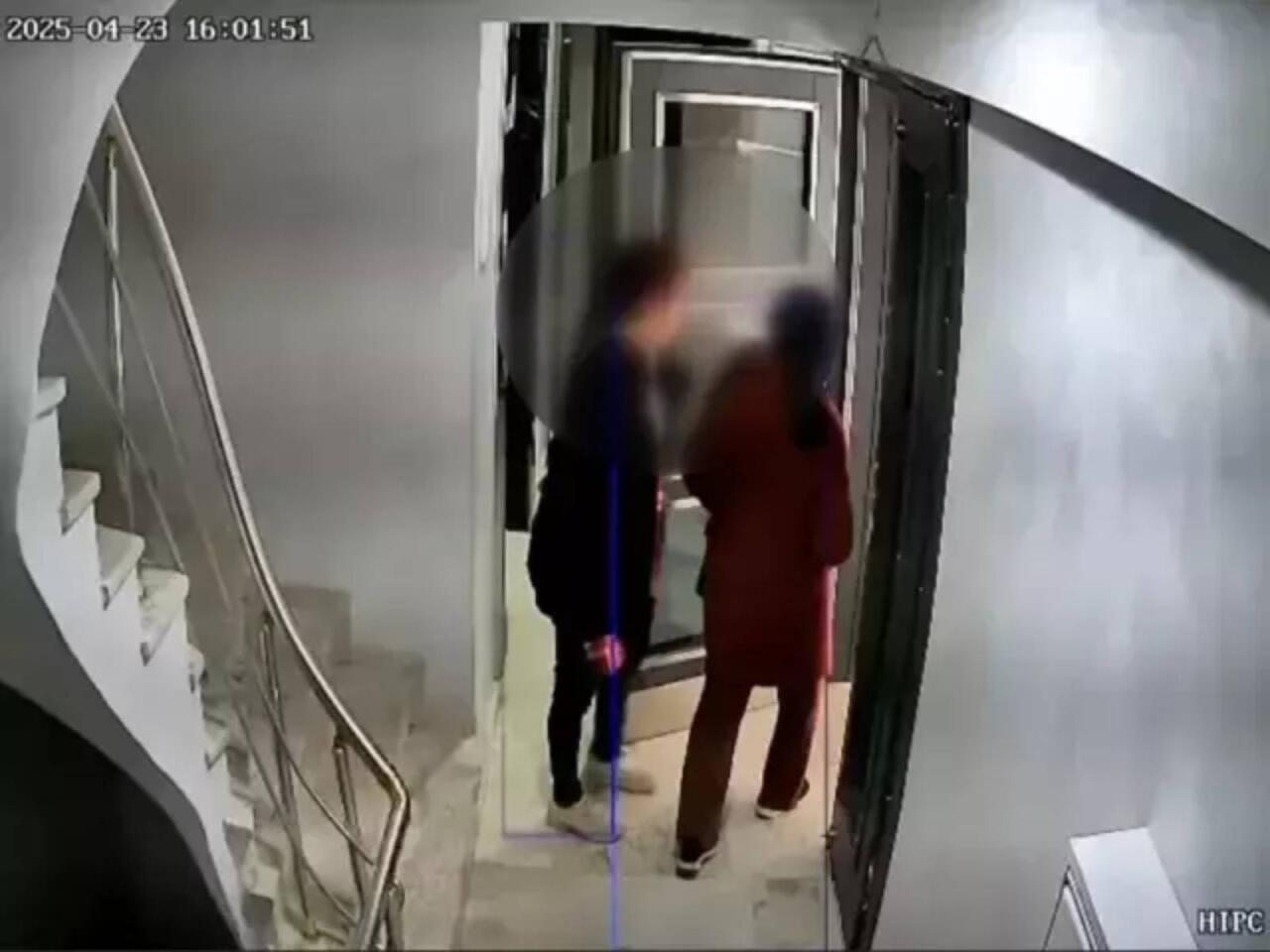 İstanbulda zəlzələ vaxtı biabırçılıq  Anbaan kameraya düşdü  VİDEO