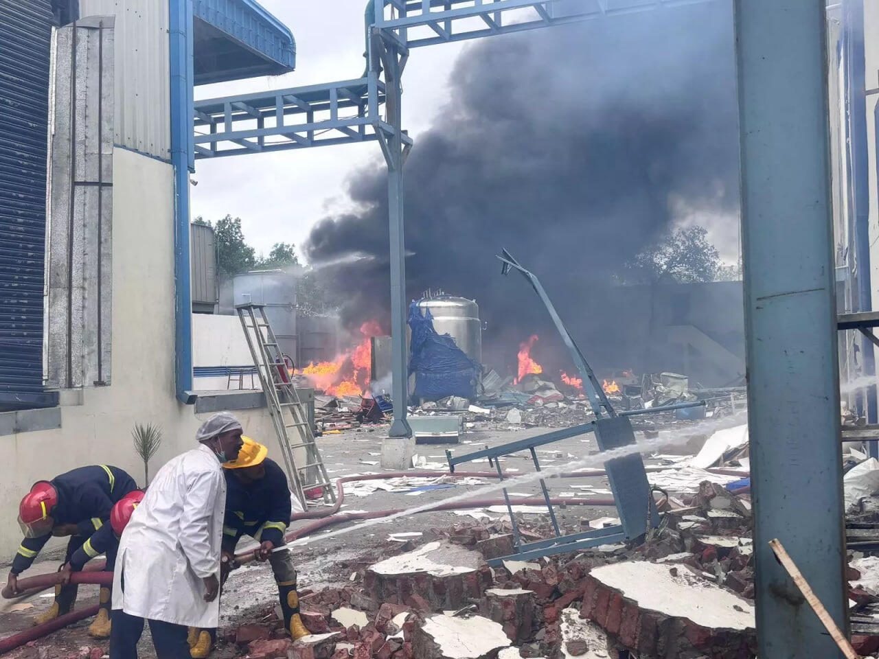 Hindistanda səhər saatlarında FACİƏ  10 ölü, 20 yaralı