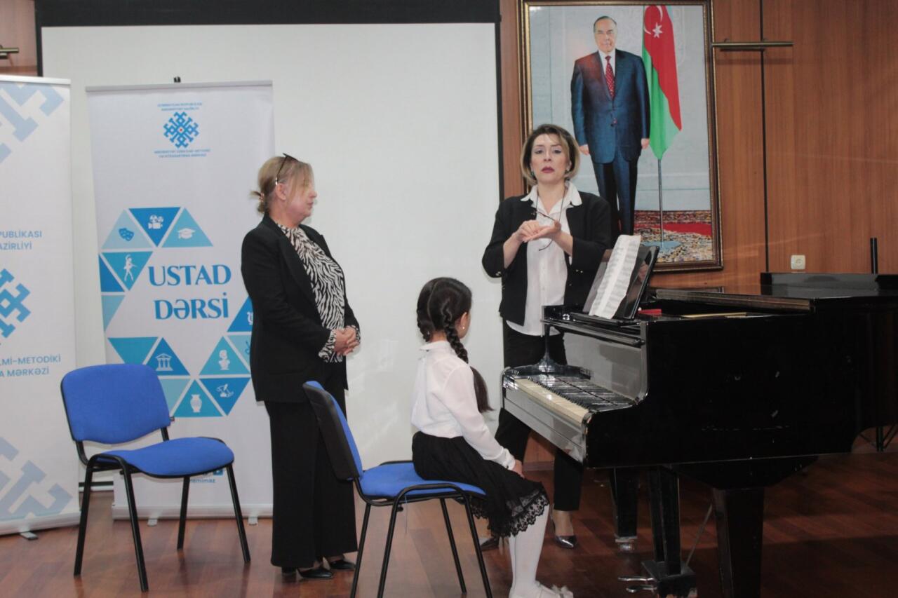 Gəncədə fortepiano və vokal ixtisasları üzrə ustad dərsləri təşkil olunub 