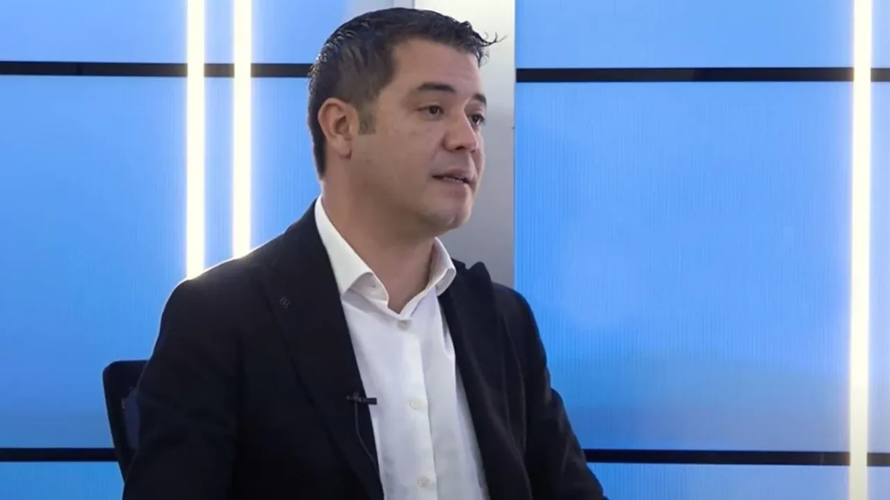 Türkiyəli məşhur jurnalist SAXLANILDI