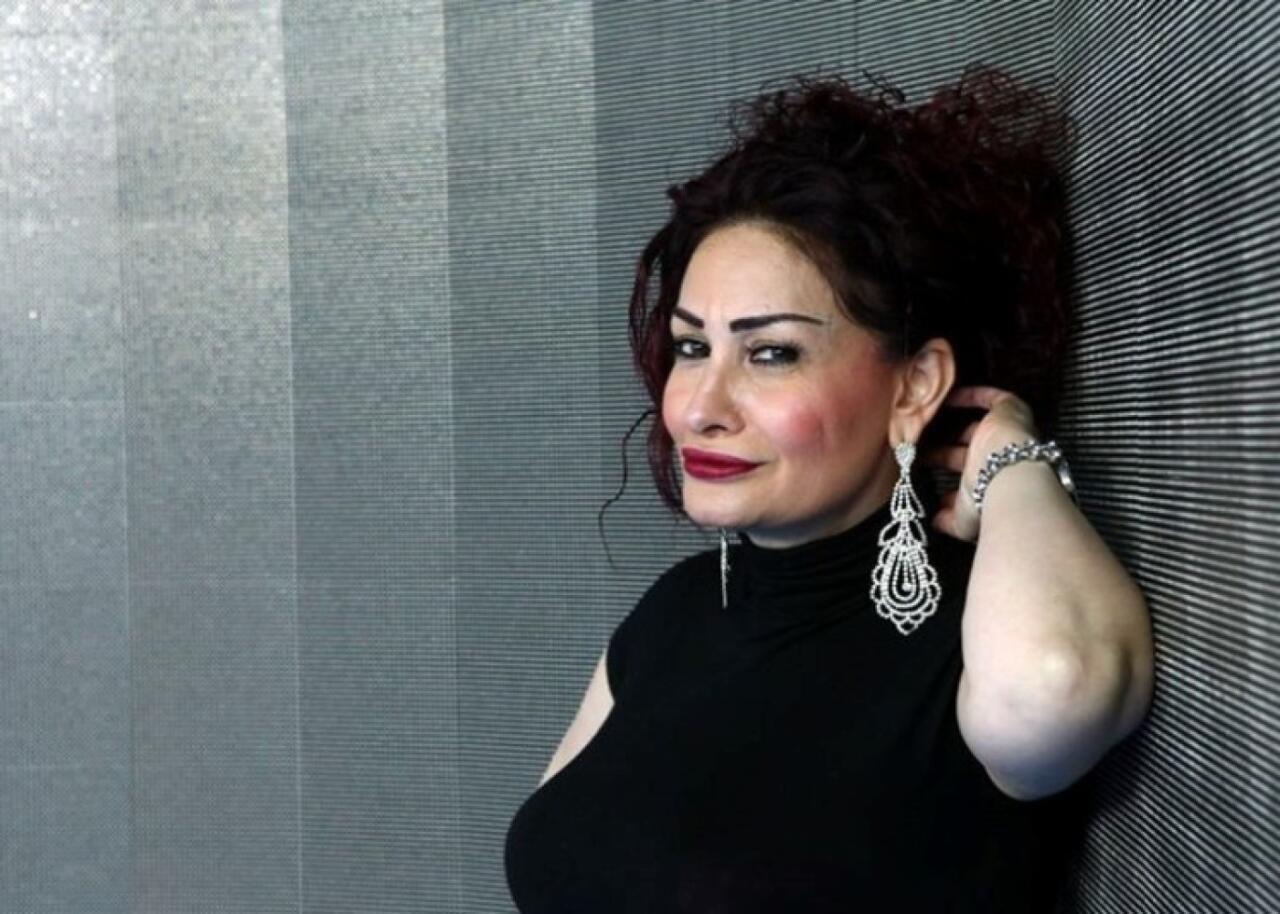 Efirdə QALMAQAL: "Sənin sürdüyün maşının 20sini alaram, 10 dənə də ev"  VİDEO