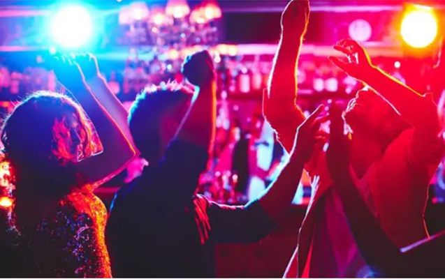 Şirkətin 183 min pulunu belə xərclədi  İ&ccedil;ki məclisləri, bahalı telefonlar...