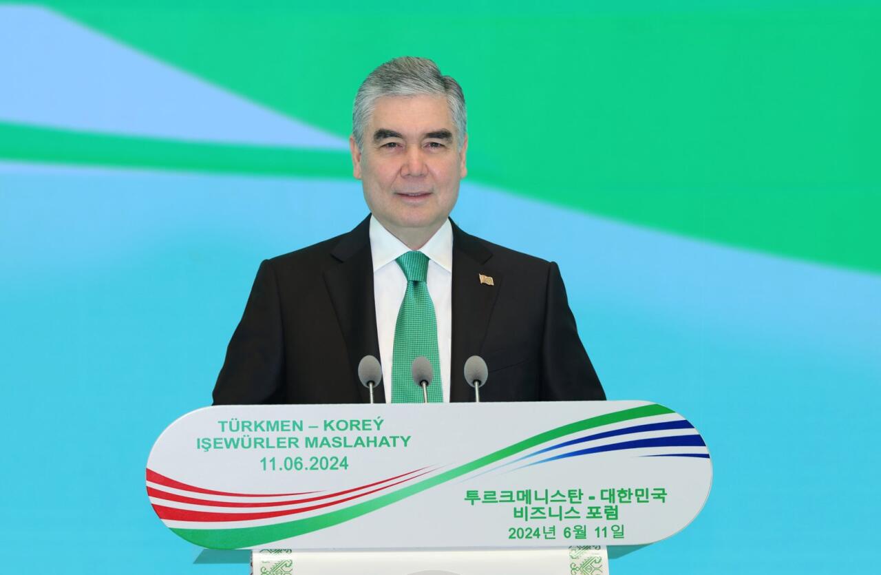 Qurbanqulu Berdiməhəmmədov Prezident İlham Əliyevi təbrik edib