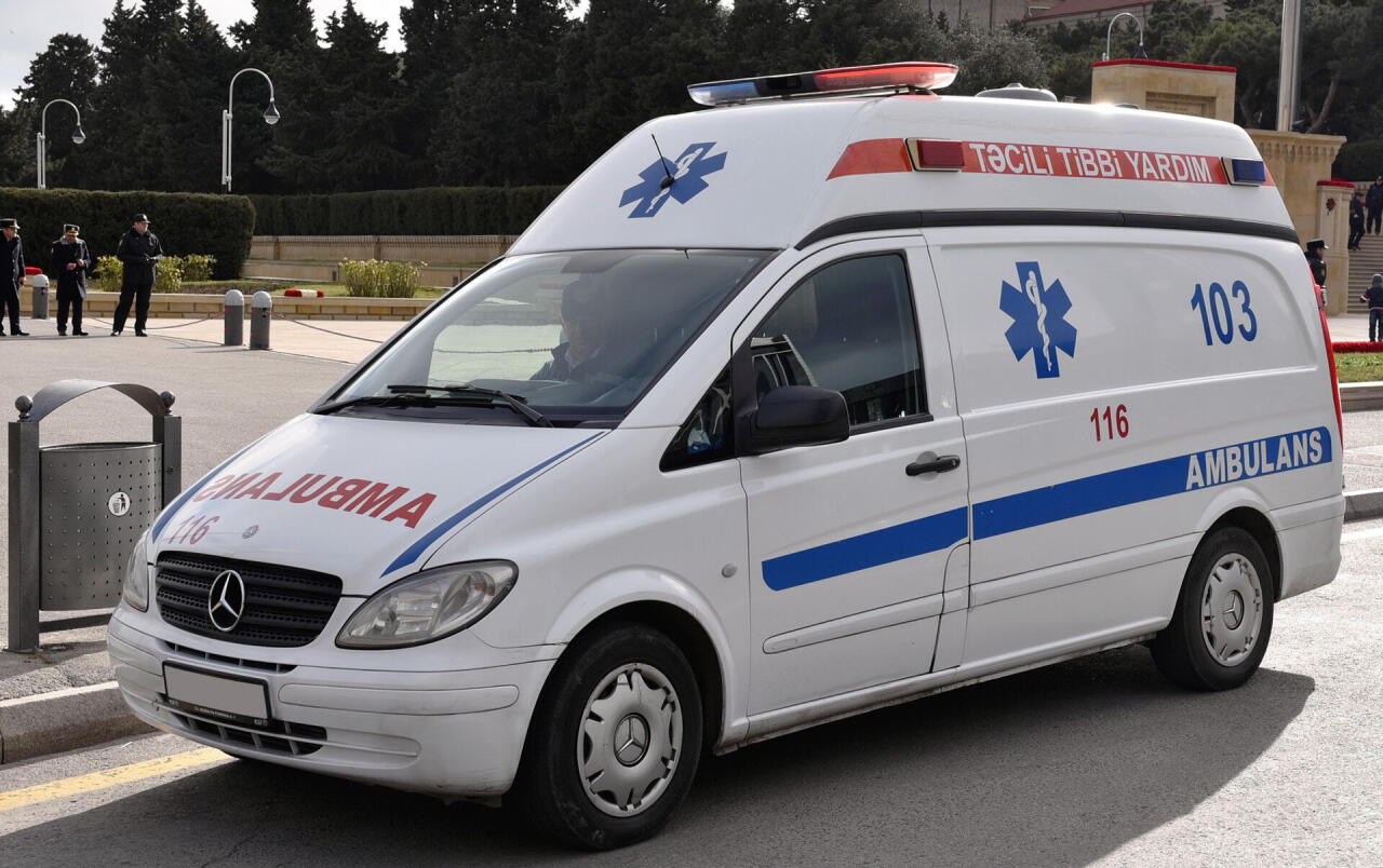 Azərbaycanda ağır qəza  qadın müəllimlər xəsarət aldı 