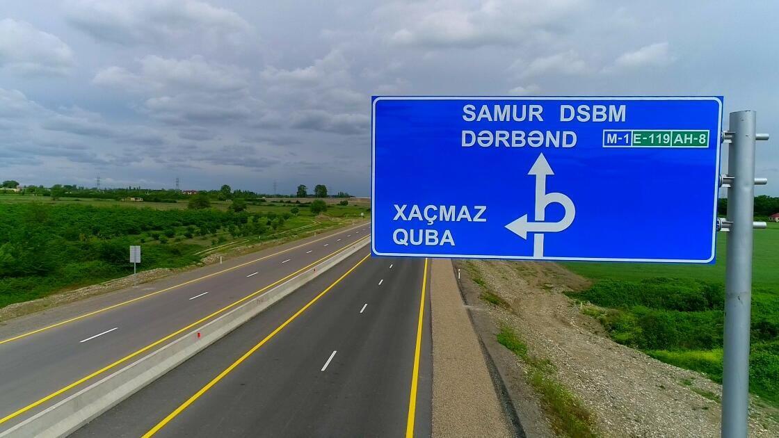 Ödənişli yolda qəza  FOTO