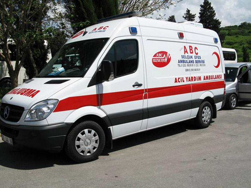 Türkiyədə ağır qəza  Çox sayda xəsarət alan var