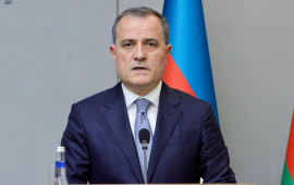 Sülh sazişinin imzalanması üçün həyata keçirilməsi zəruri olan növbəti addımlar var  Bayramov