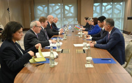 Milli Məclisin sədri Sahibə Qafarova İsrail Knessetinin sədri Amir Ohana ilə görüşüb 