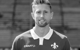 Alman futbol&ccedil;u faciəvi şəkildə &ouml;ld&uuml;