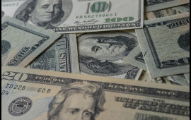 Dollar yeni təhlükə ilə ÜZÜZƏ