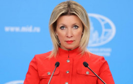 Zaxarovadan ad g&uuml;n&uuml;ndə maraqlı RƏQS &ndash; geyimi diqqət &ccedil;əkdi 