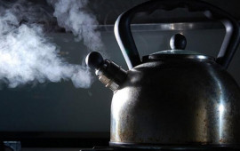 Astarada gəlin qayınanası və baldızını qaynar çayla yandırdı