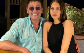 Xalq artisti ilk dəfə 19 yaşlı sevgilisi ilə FOTO paylaşdı