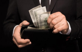 "Həmin toyda yerə 200 min dollar səpiblər"