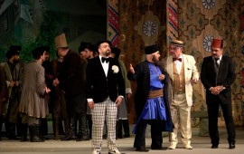 Akademik Opera və Balet Teatrı “O olmasın, bu olsun” tamaşasını təqdim etdi 