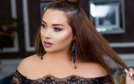 Azərbaycanlı müğənninin dekolteli libası tənqid edildi  FOTO