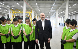 Prezident Qusarda bağçılıq və soyuducu anbar kompleksinin fəaliyyəti ilə tanış olub  FOTO