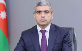 Nazir tanınmış cərraha vəzifə verdi 