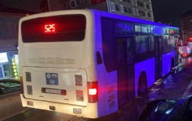 Bakıda "danışan" avtobus peyda olub  VİDEO