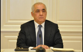 Baş nazir QƏRAR İMZALADI