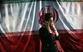 İran paradoksu: daha az hicab və qadağa, daha &ccedil;ox nəzarət və casusluq isteriyası