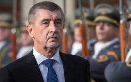 &Ccedil;exiyanın Baş naziri İlham Əliyevə məktub &uuml;nvanlayıb