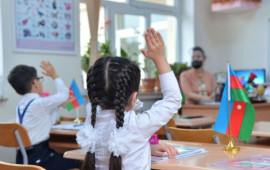 Azərbaycanda bu dil sürətlə yayılır  Orta məktəblərdə tədris olunacaq?