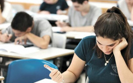 Bu gün doqquzuncular imtahan verdi